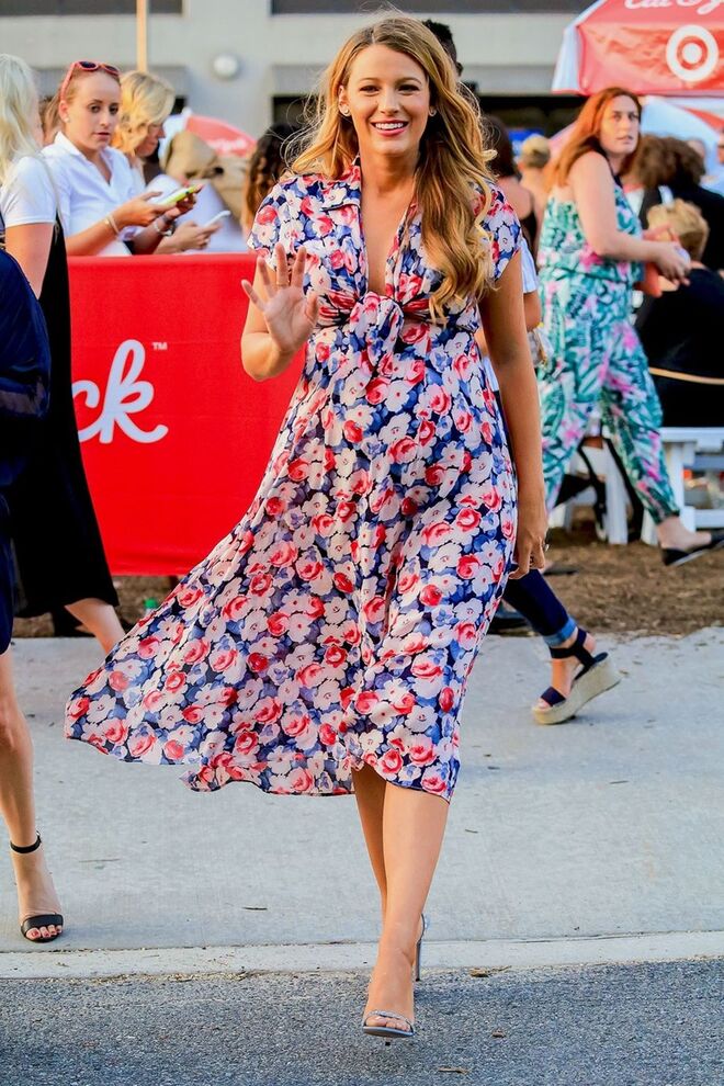 Blake Lively deu as boas-vindas ao segundo filho com Ryan Reynolds, em setembro de 2016