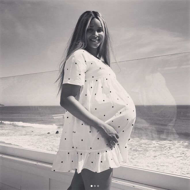 Ciara deu as boas-vindas ao segundo filho (o primeiro filho com o marido Russell Wilson) no passado mês de abril. É uma menina e chama-se Sienna.