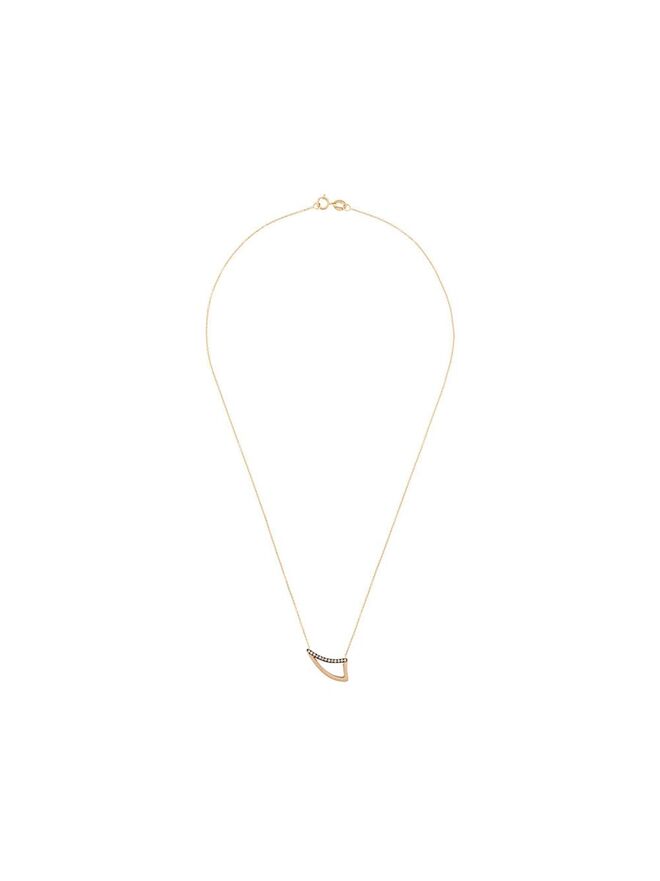 €566, Polina Sapouna Ellis