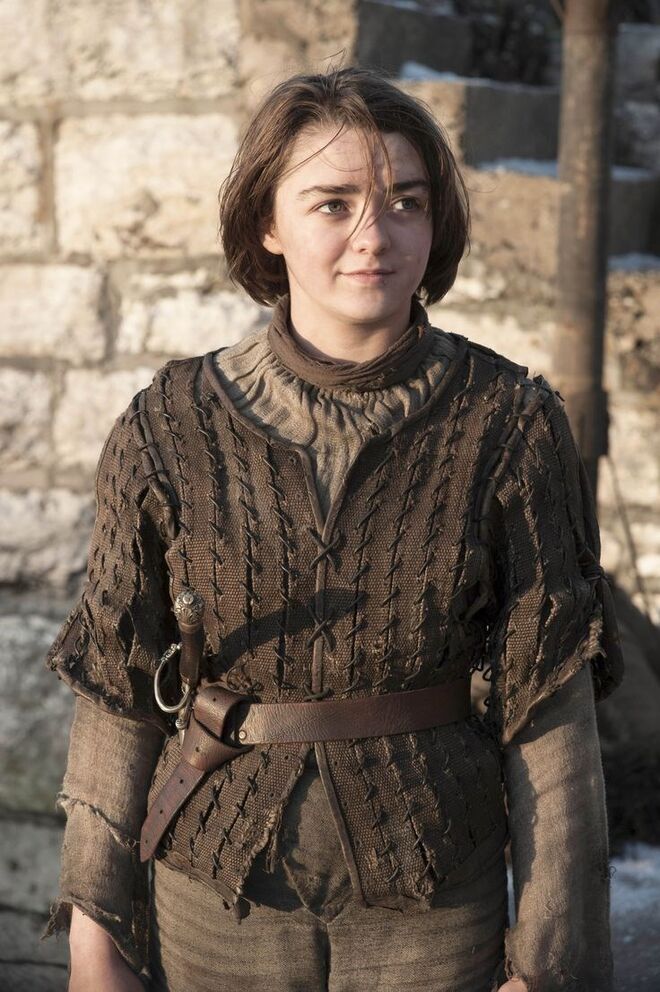 Maisie Williams como Aria Stark
