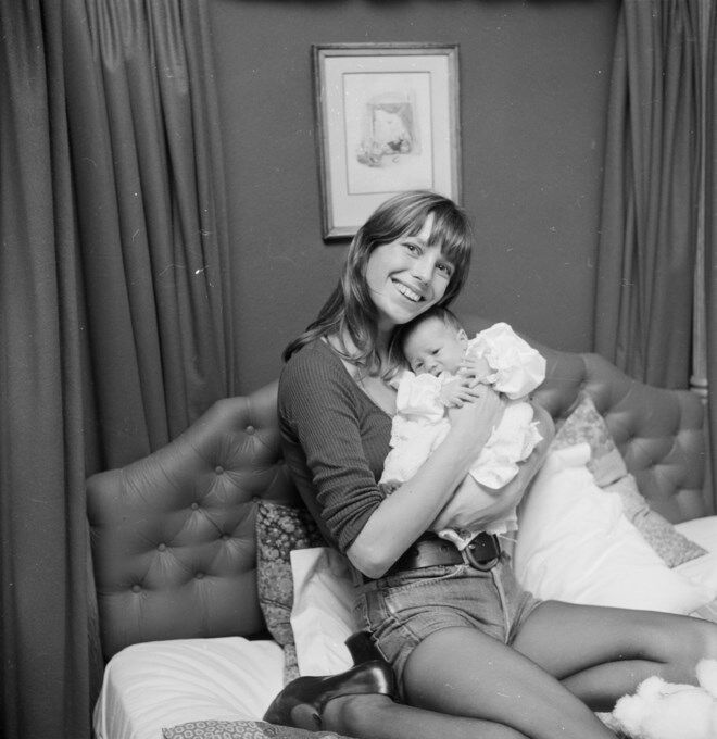 Jane Birkin e Charlotte, em agosto de 1971