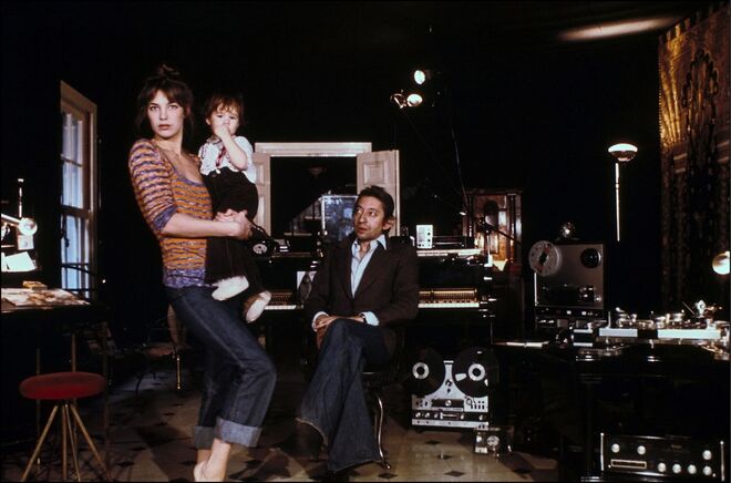 Jane Birkin, Charlotte e Serge Gainsbourg (França, 1973)