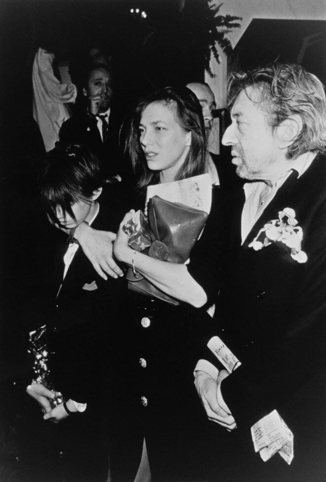 Charlotte com Jane Birkin e Serge Gainsbourg na cerimónia dos César, em Paris 1986