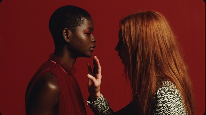 O inverno da Valentino deu um filme