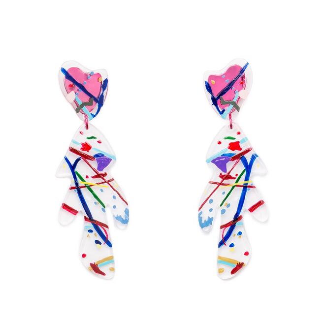 Brincos em ferro e resina €48, Bimba y Lola