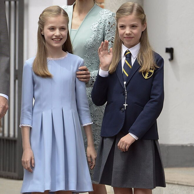 Princesas Leonor e Sofia de Espanha | Leonor, Princesa das Astúrias, tem 13 anos e é a herdeira do trono espanhol. Sofia, é a irmã mais nova e tem 11 anos.