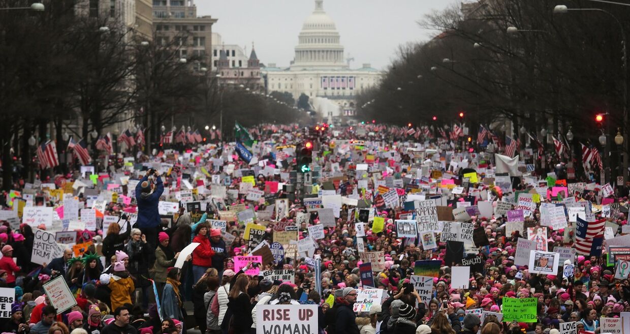 Imagem da Marcha das Mulheres, que aconteceu em todo o mundo no dia 21 de janeiro deste ano