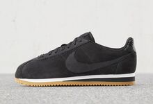 O modelo Nike Cortez tem nova versão 
