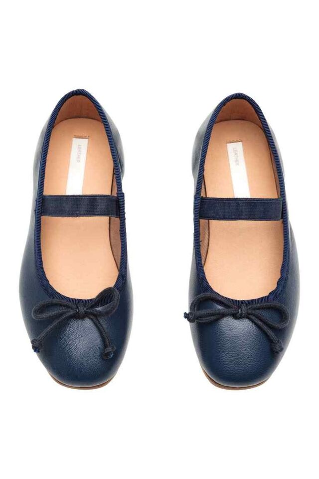 Sapatos, €24,99, H&M