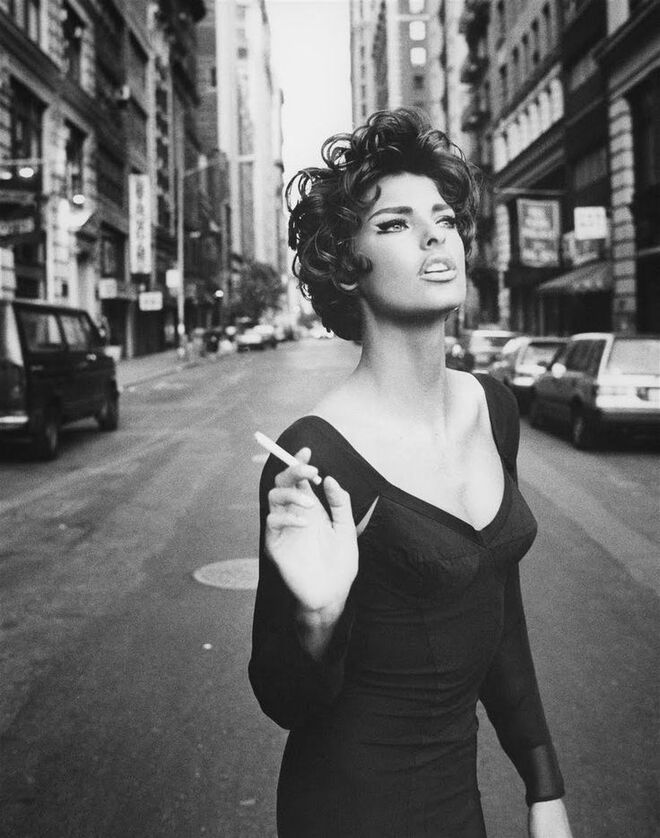 Linda Evangelista por Helmut Newton