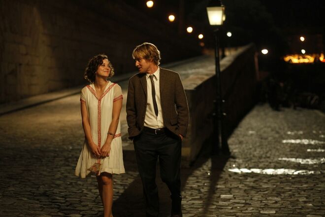 MEIA-NOITE EM PARIS (2011)