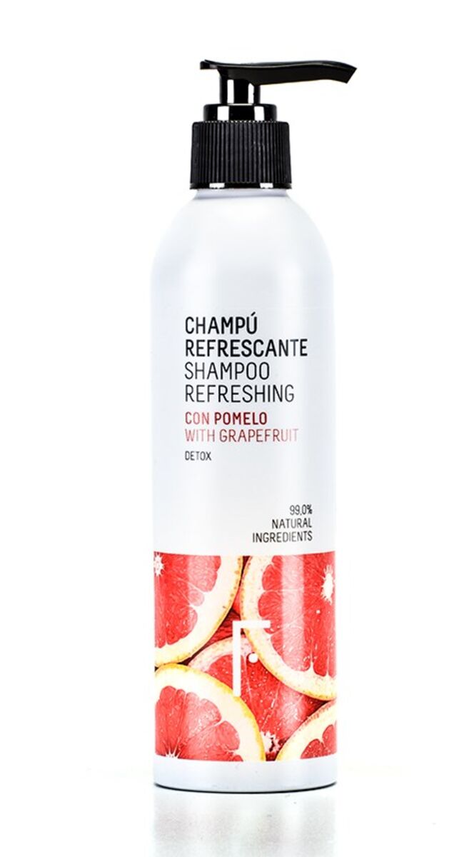 Champô Detox Refrescante, com Pomelo, €14, Freshly Cosmetics