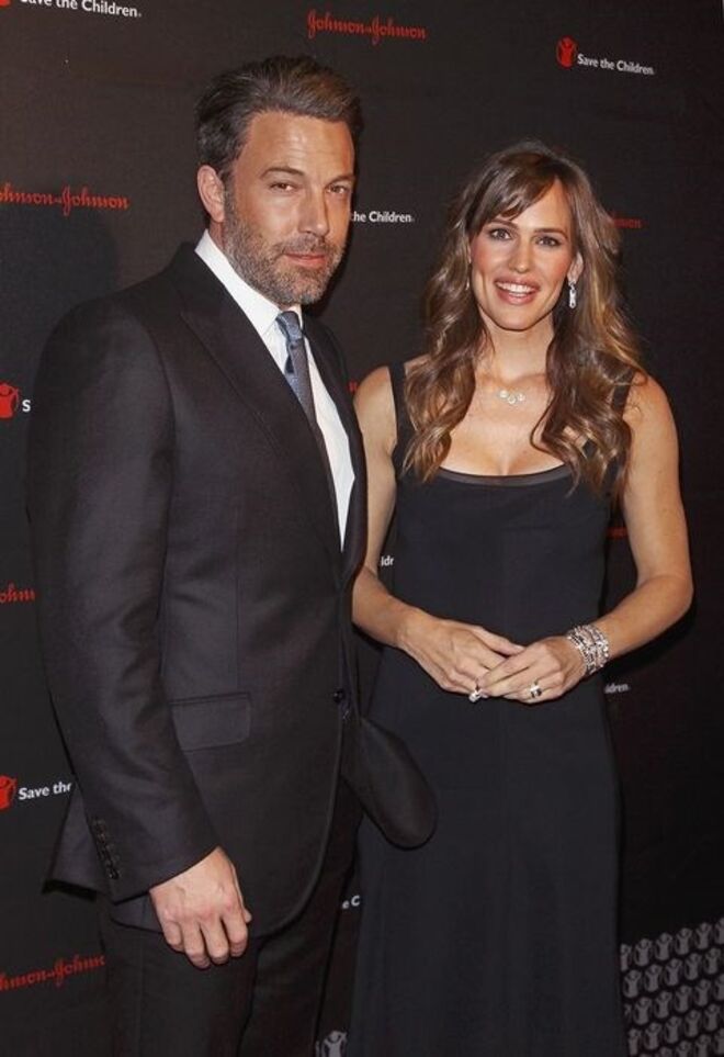 JENNIFER GARDNER E BEN AFFLECK | O mundo não queria, mas o casal acabou por se divorciar em 2015. Um dos casais mais queridos da América acabou por não aguentar depois de inúmeros rumores de traições de Ben Affleck com a ama dos filhos. 