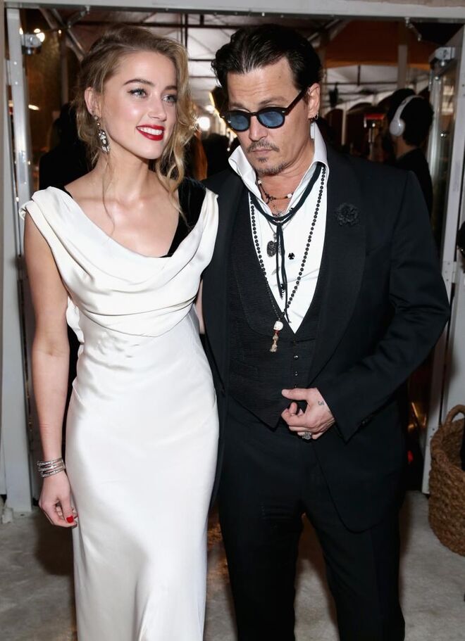 AMBER HEARD E JOHNNY DEPP | Um divórcio bastante problemático, com acusações de violência doméstica por parte da atriz. Custou cerca de 7 milhões de dólares. Conheceram-se em 2009, durante as filmagens de Rum Diaries, mas só a partir de 2012 iniciaram uma relação. 