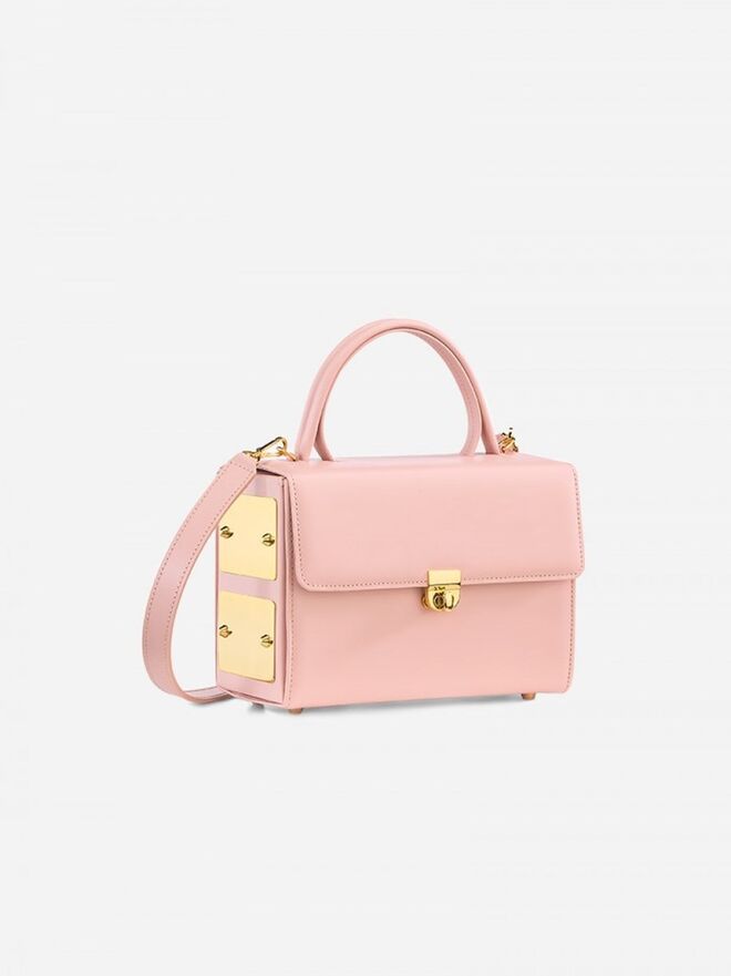 9. Carteira, €750, Âme Moi, na minty square