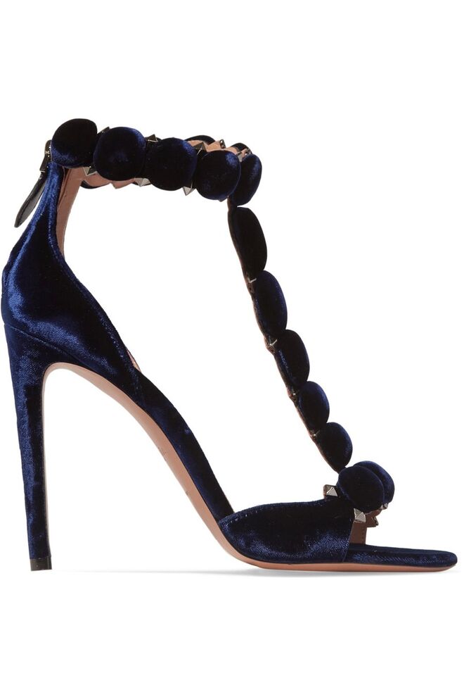 Sandálias, €1010, Alaïa, em net-a-porter.com