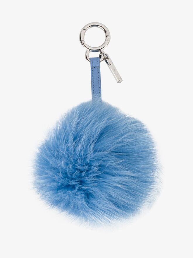 Porta-chaves, €300, Fendi, em brownsfashion.com