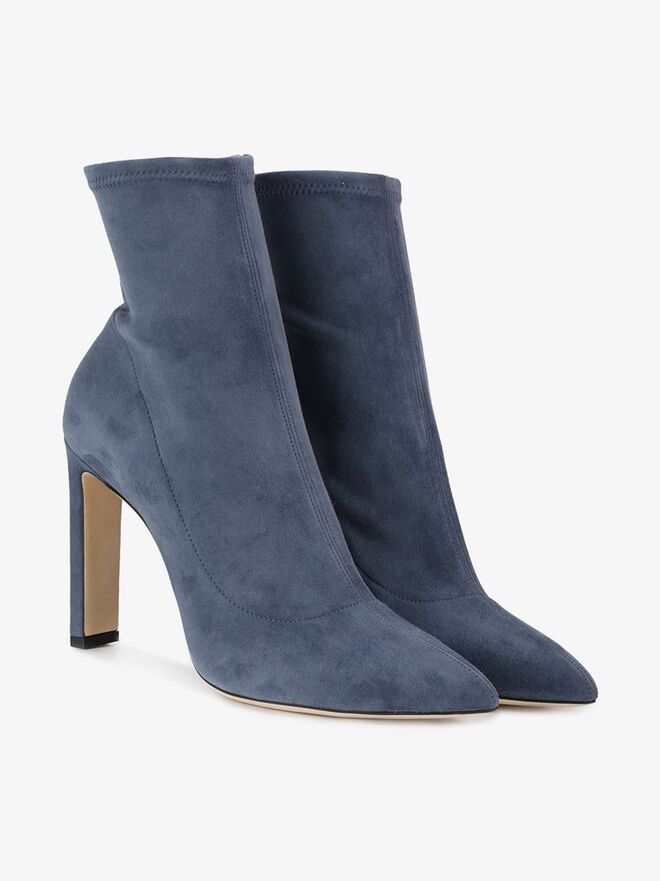 Botins, €795, Jimmy Choo, em brownsfashion.com