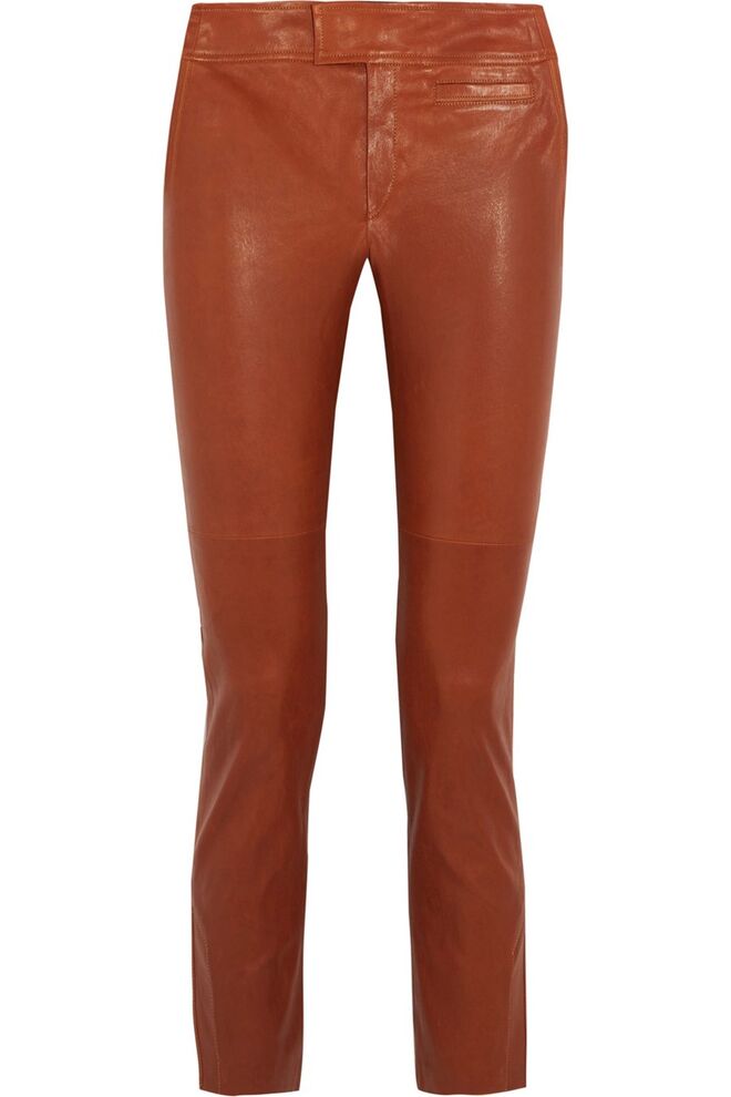 Calças, €1850, Isabel Marant, em net-a-porter.com