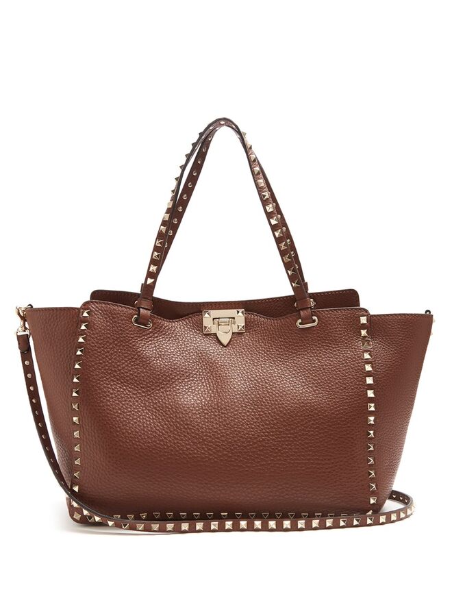 Carteira, €1890, Valentino, em matchesfashion.com