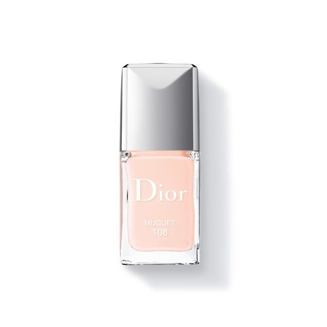 Verniz de cor ultra brilhante longa luração, €25,90, Dior