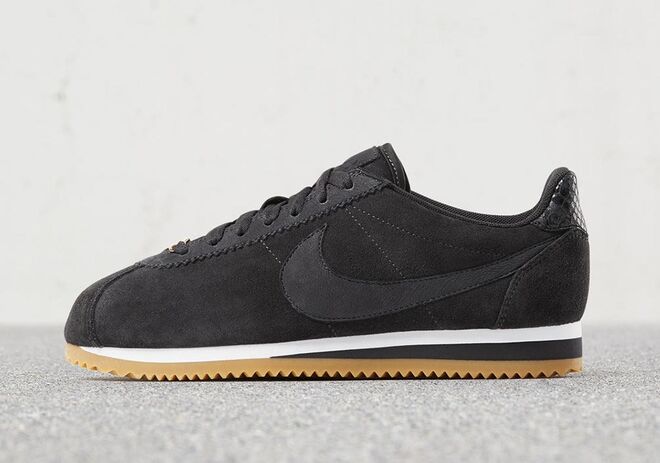 O modelo Nike Cortez tem nova versão