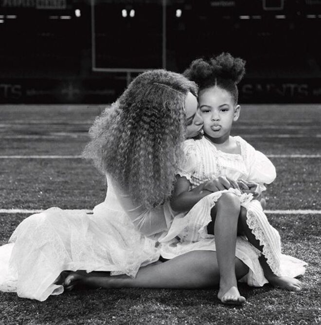 Beyoncé revela fotografias íntimas em livro 