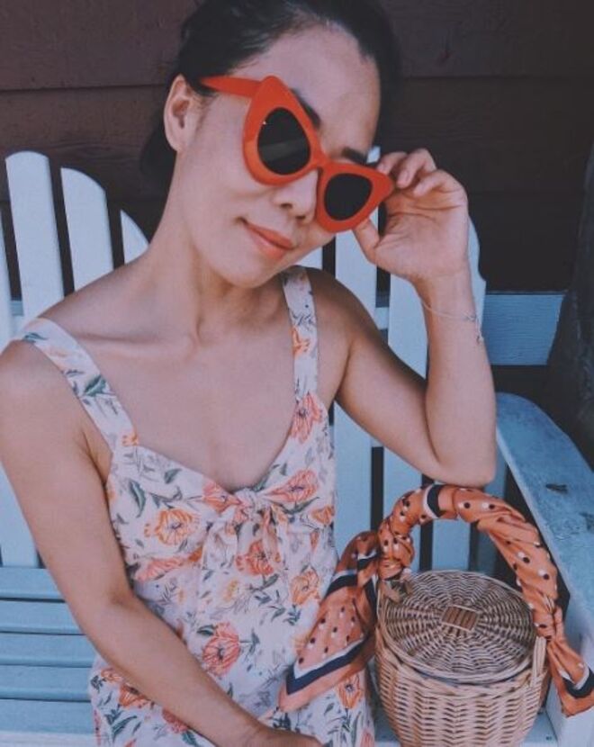 Instagram @halliedaily