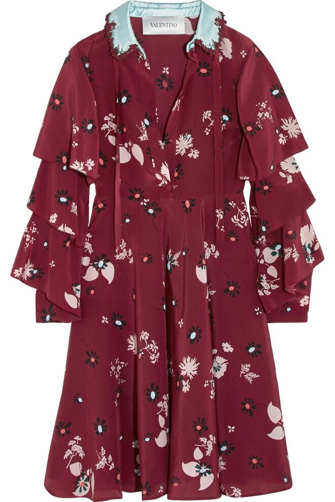 Vestido, €3490, Valentino em net-a-porter.com