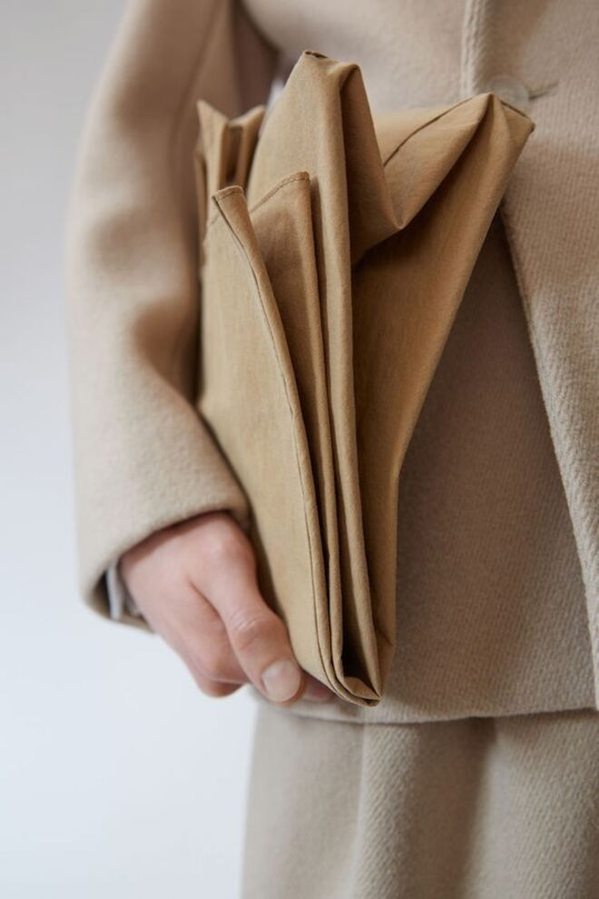 O saco de compras que é elegante e reutilizável 