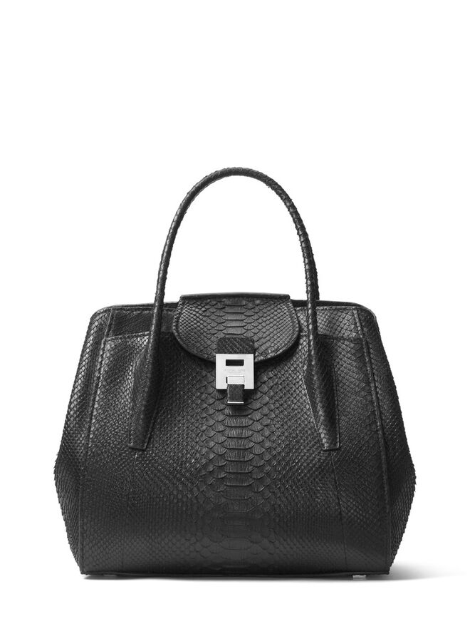 Michael Kors apresenta nova it bag 