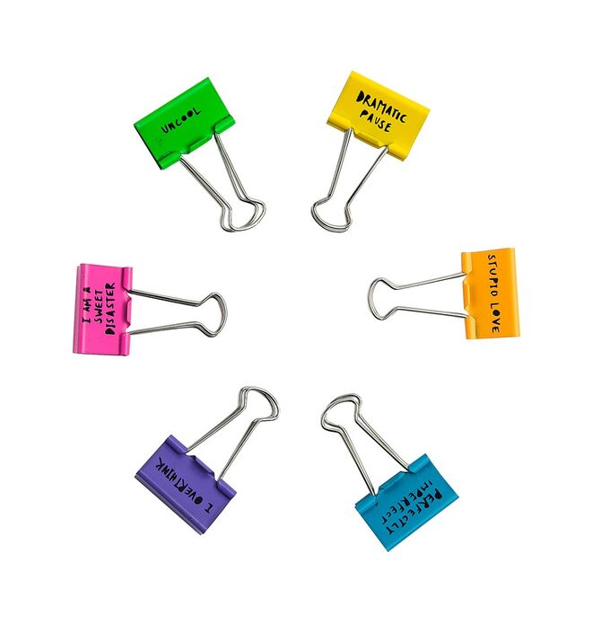 Clipes, €3,99, Bershka