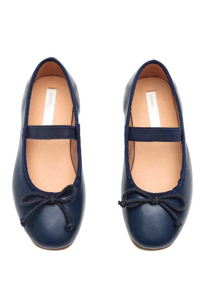 Sapatos, €24,99, H&M