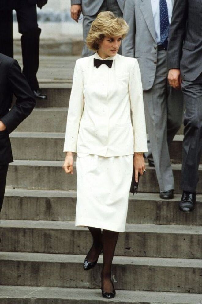 24 de abril 1985 | Com um vestido de Jasper Conran, em Florença.