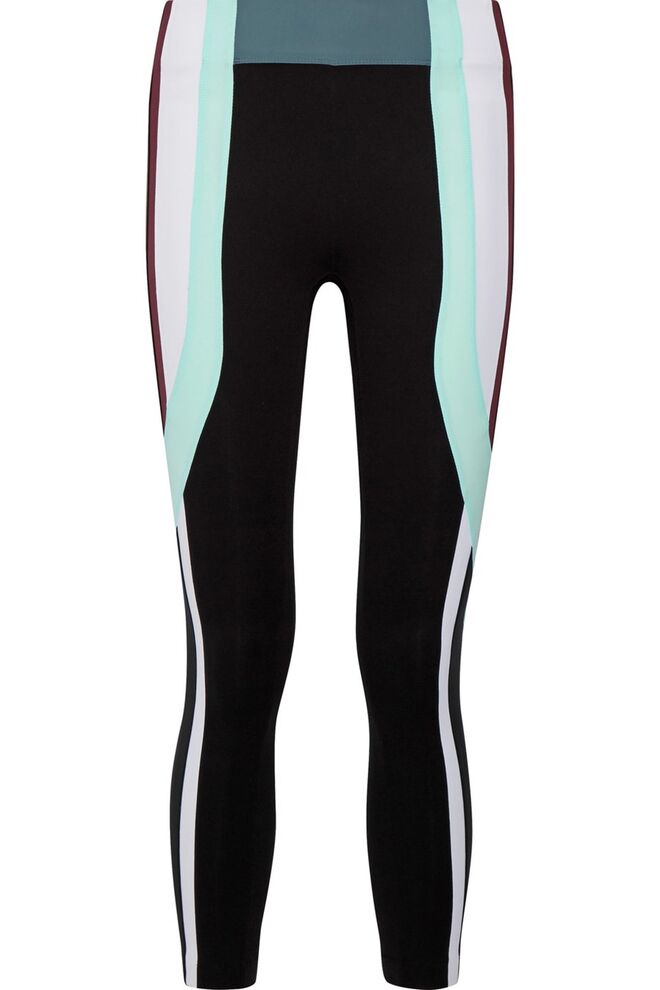 Leggins, €180, No Ka’Oi em net-a-porter.com