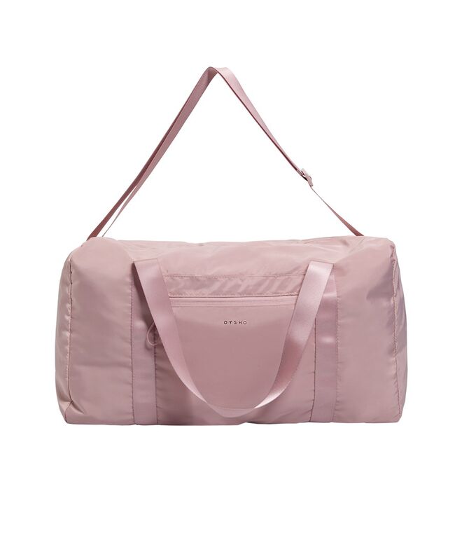 Saco de desporto, €22,99, Oysho