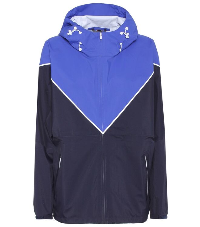 Casaco, €355, Tory Sport