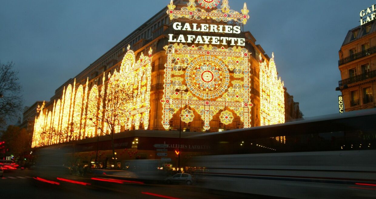 Galeiras Lafayette compram a La Redoute
