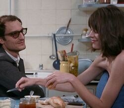Louis Garrel como Jean-Luc Godard? Sim, e quase irreconhecível