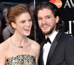 Kit Harington e Rose Leslie anunciam noivado