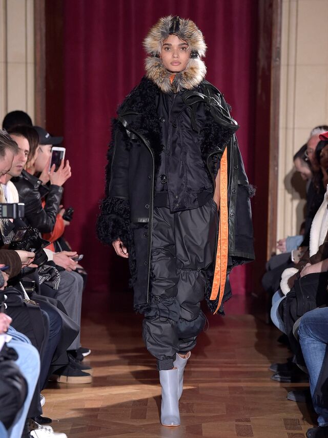 Y/Project outono/inverno 2017, por Glenn Martens.