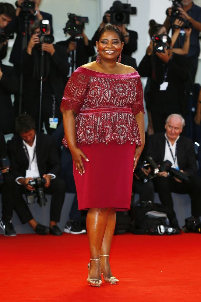 Octavia Spencer, em Tadashi Shoji