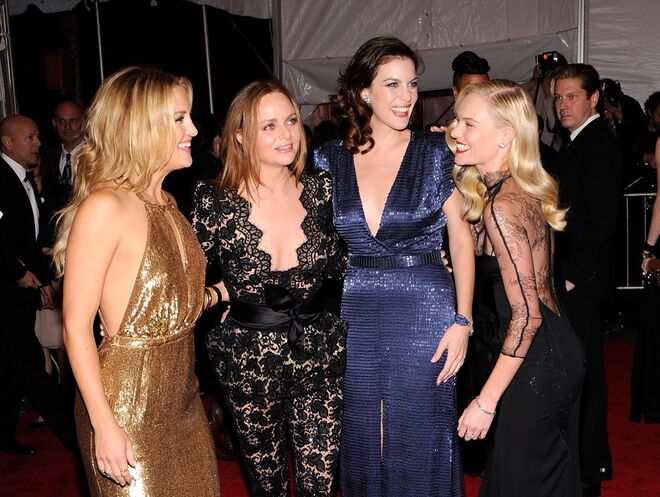 Com Kate Hudson, Liv Tyler e Kate Bosworth