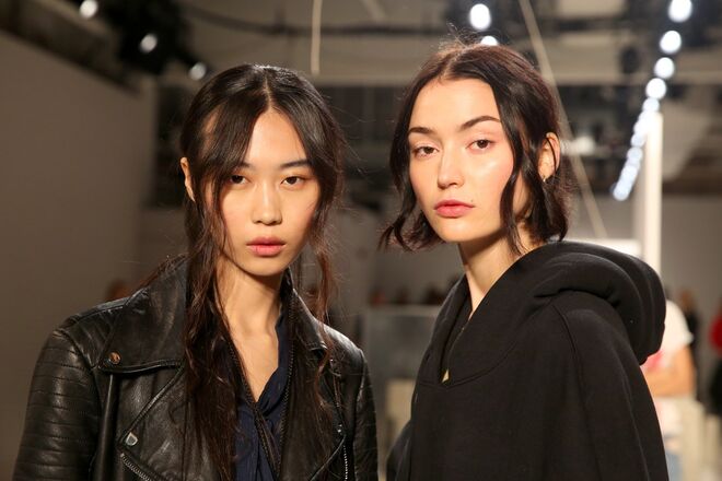 Nos bastidores da Semana de Moda de Nova Iorque