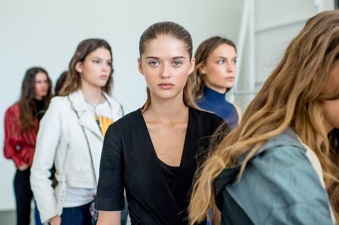 Nos bastidores da Semana de Moda de Nova Iorque