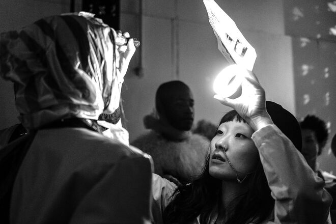 Nos bastidores da Semana de Moda de Nova Iorque