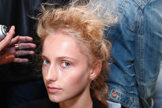 Nos bastidores da Semana de Moda de Nova Iorque