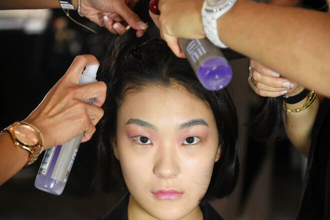 Nos bastidores da Semana de Moda de Nova Iorque