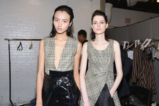 Nos bastidores da Semana de Moda de Nova Iorque