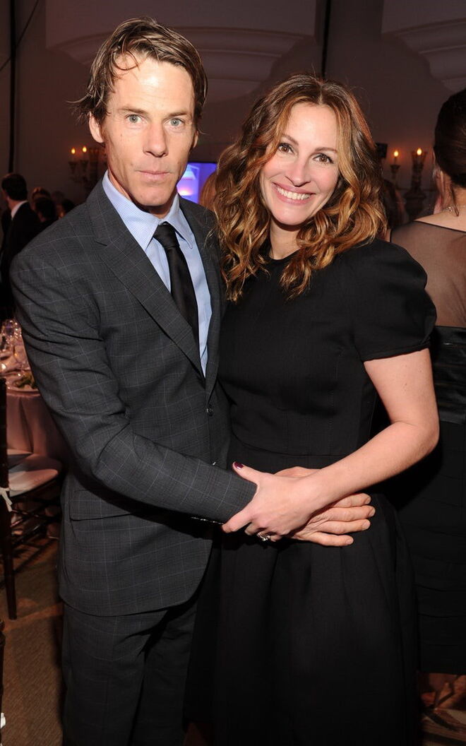 Danny Moder e Julia Roberts | Juntos há 17 anos. A atriz e o cinematógrafo conheceram-se na rodagem do filme The Mexican. Casaram em 2002. 